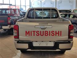 ميتسوبيشي L200